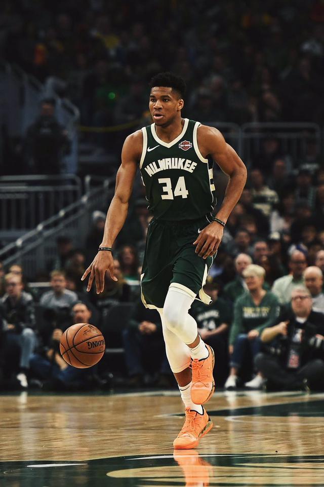 在现代足球 在现代足球